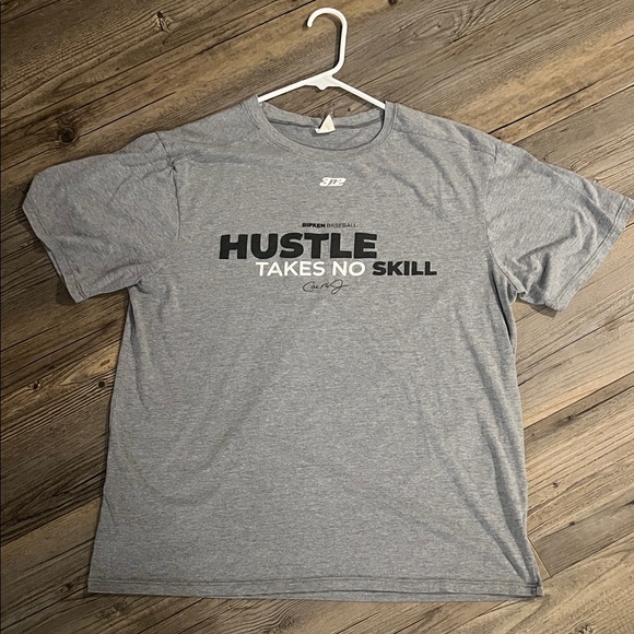 Augusta Sportswear Light Gray Short Sleeve Tee - Picture 1 of 4